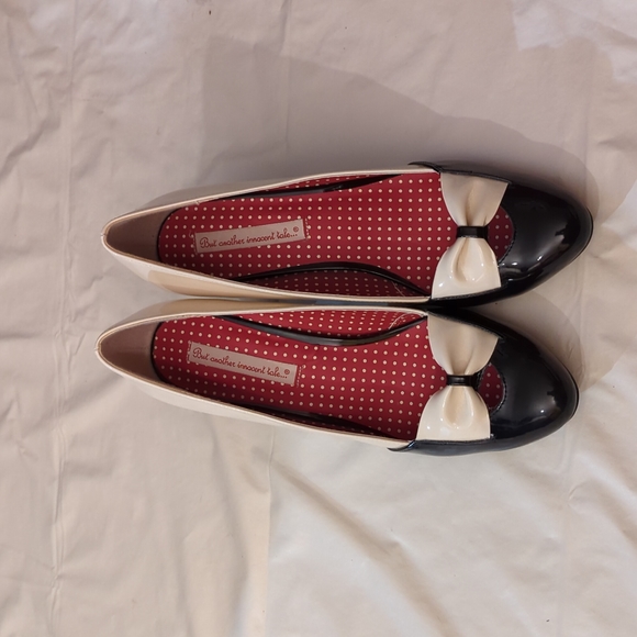 B.A.I.T. VEGAN VINTAGE STLYE PUMPS - Picture 1 of 12